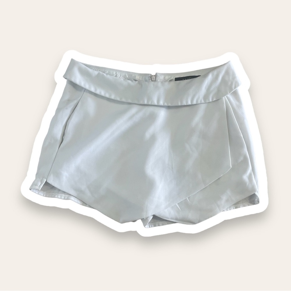White skort